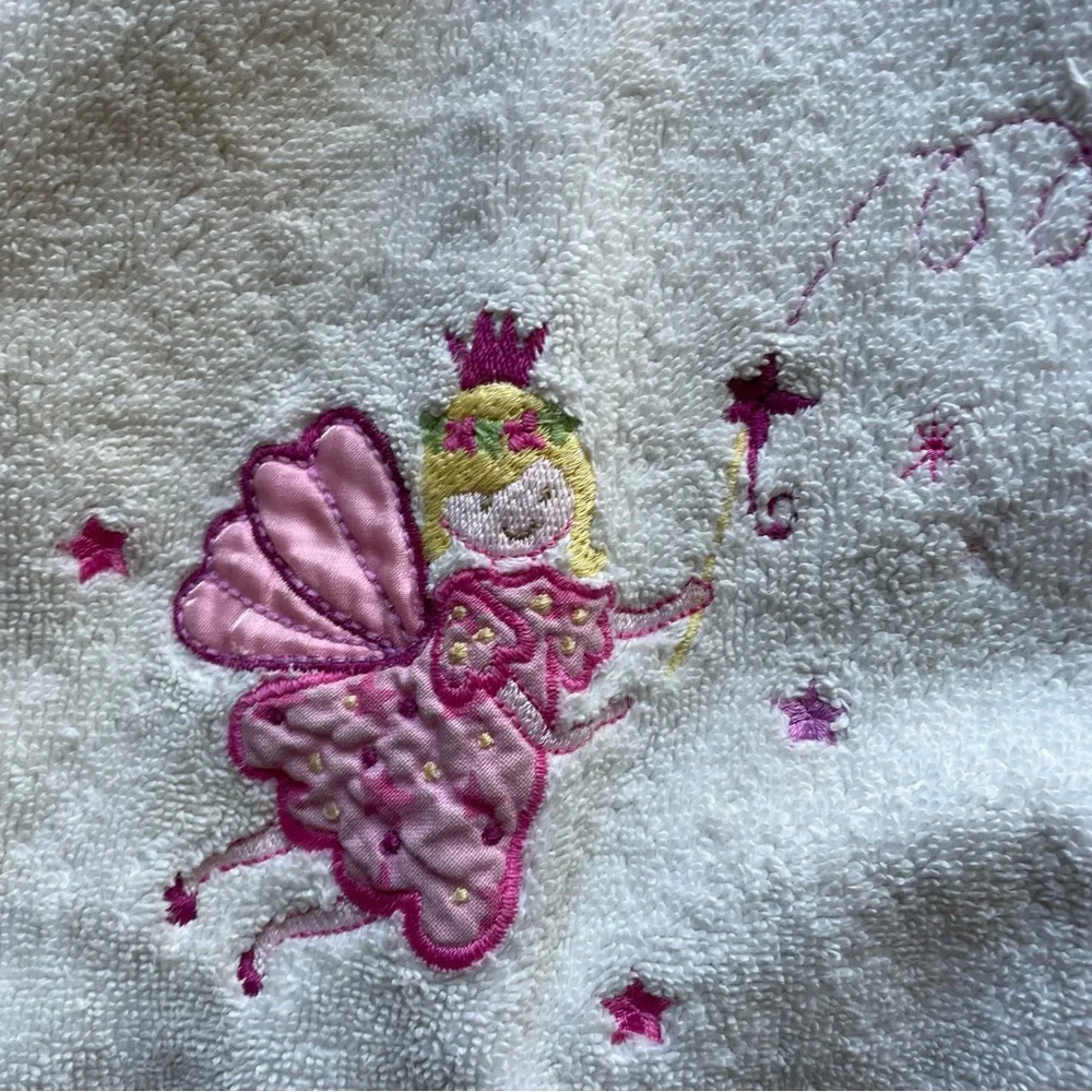 Akova fairy princess hand towel